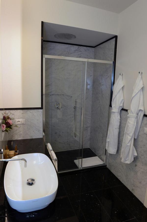 רומא Spagna Luxury Rooms מראה חיצוני תמונה
